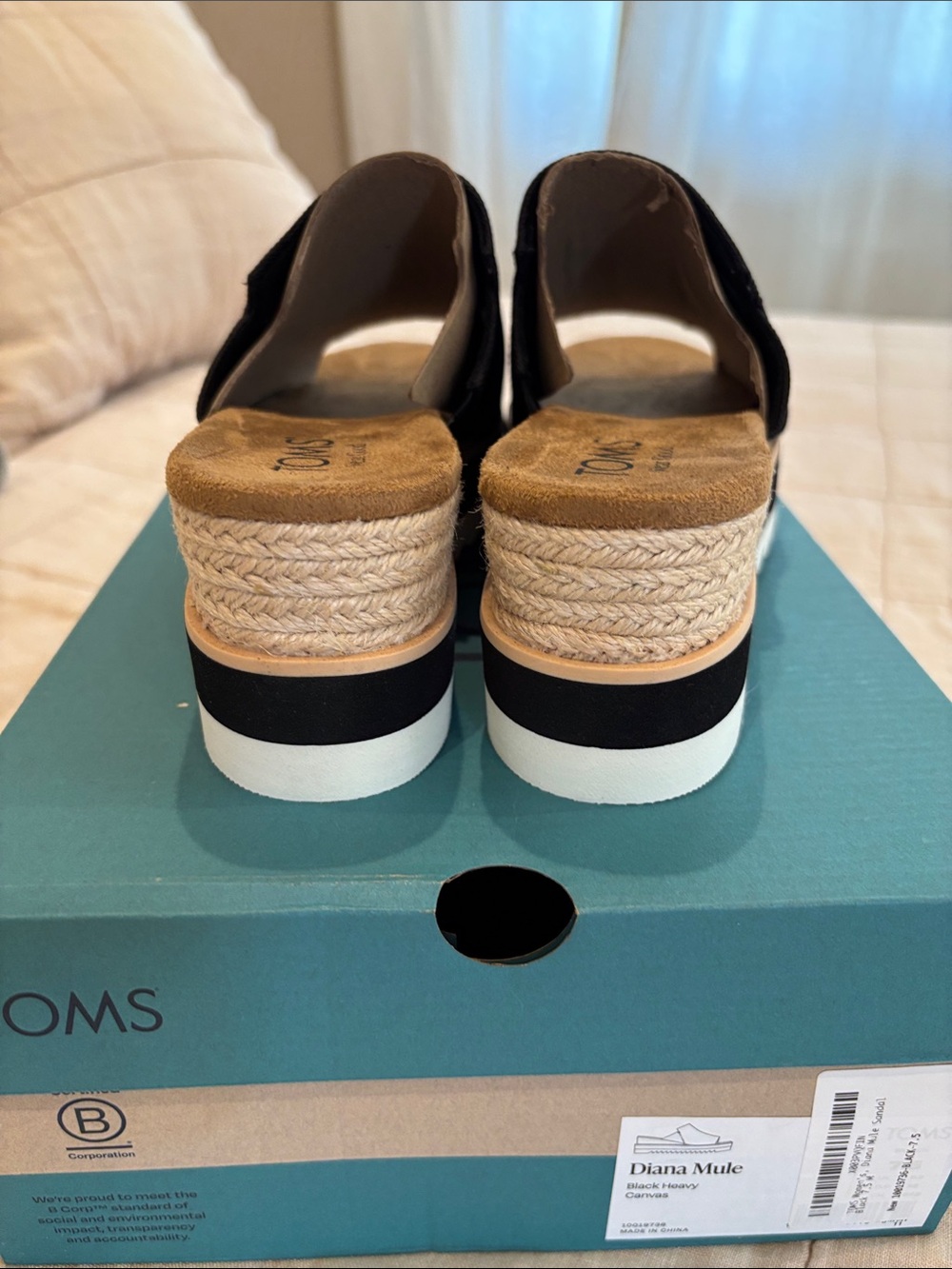 Toms Black Platform Mule Sandals - Picture 4 of 4